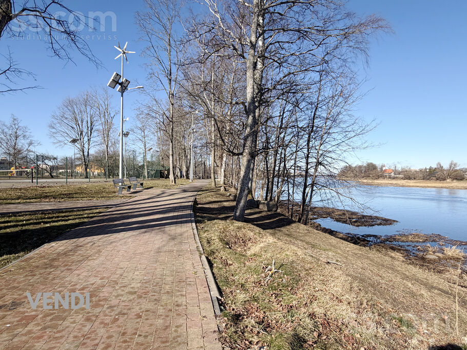 Krasta 44, Limbaži un raj., Salacgrīva — dzivoklis
