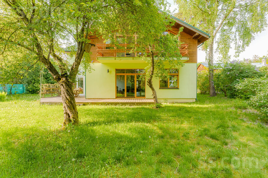 Kļavu iela, Jūrmala — maja