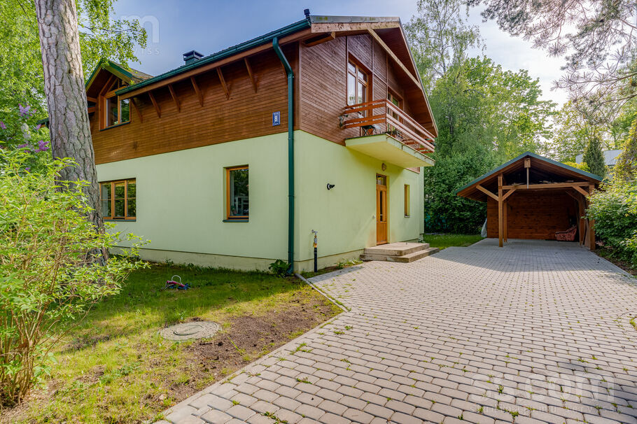 Kļavu iela, Jūrmala — maja