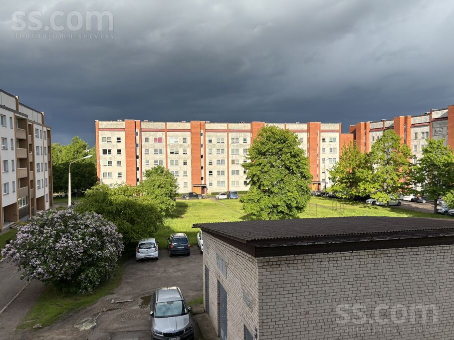 Georga Apiņa iela 24, Valmiera un raj., Valmiera — dzivoklis