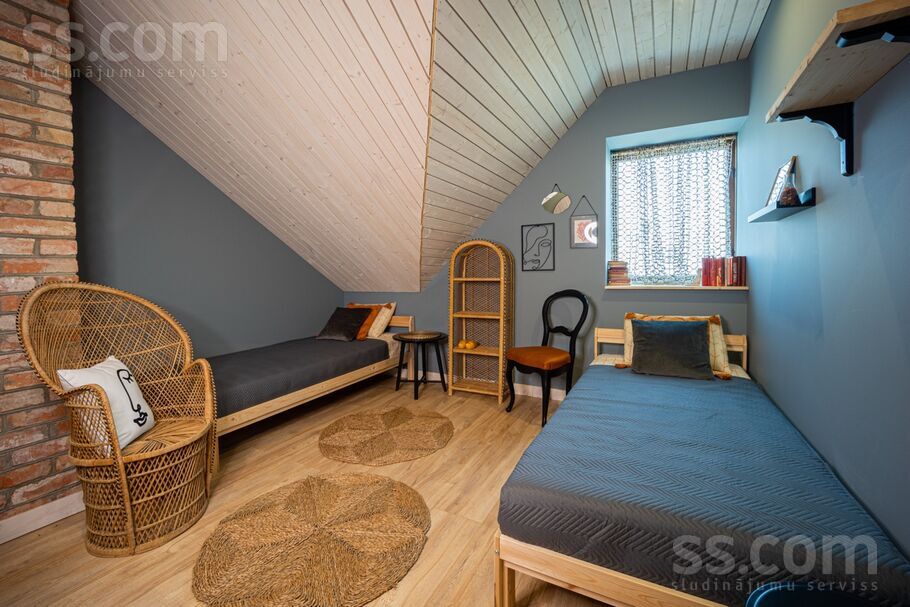 Smiltnieki, Saraiķi, Liepāja un raj., Vērgales pag. — maja