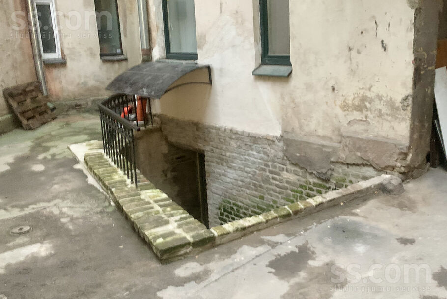 Baznīcas 27/29, Rīga, centrs — telpa