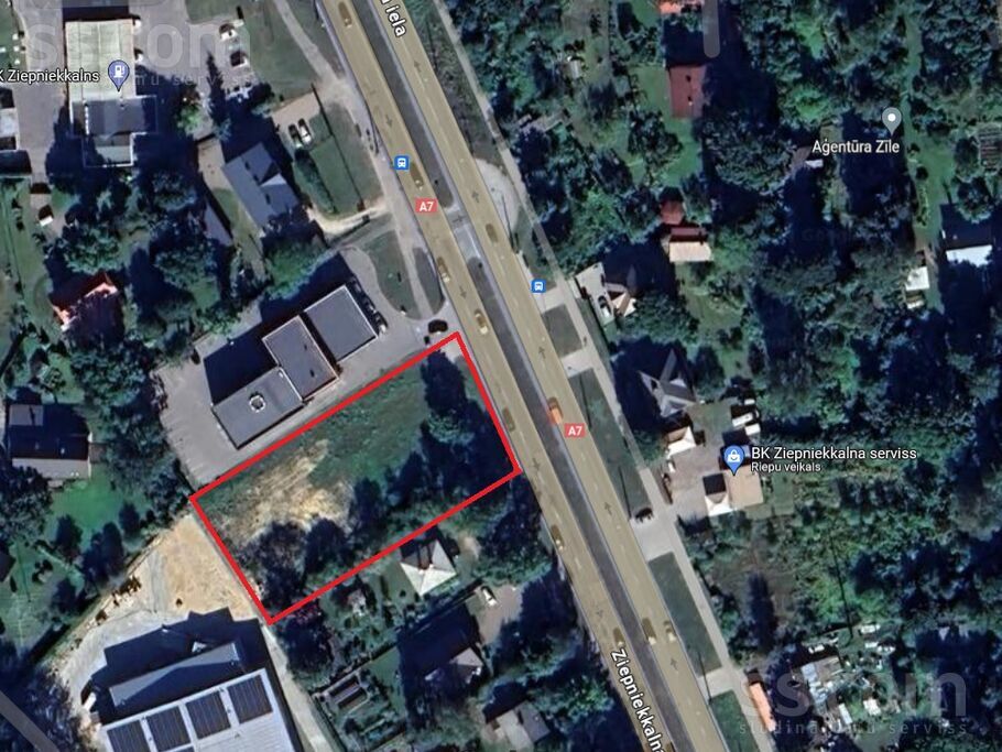 Ziepniekkalna 15, Rīga — zeme