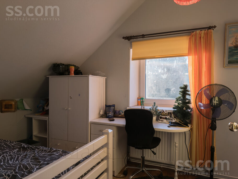 Doles dārzs 50, Dole, Rīgas rajons, Salaspils l. t. — maja