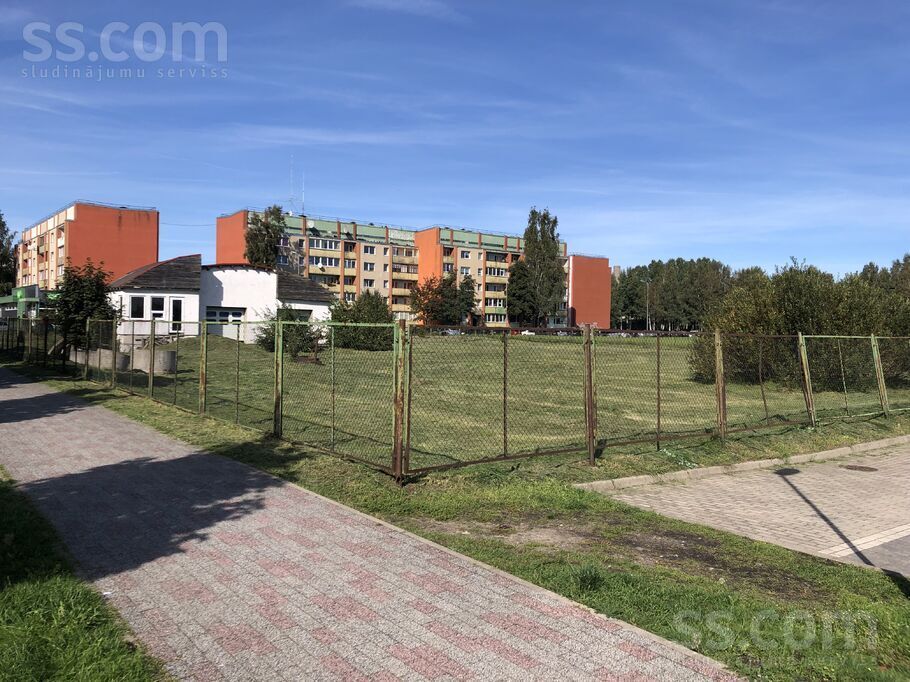 Celtnieku 11, Ventspils un raj., Ventspils — zeme