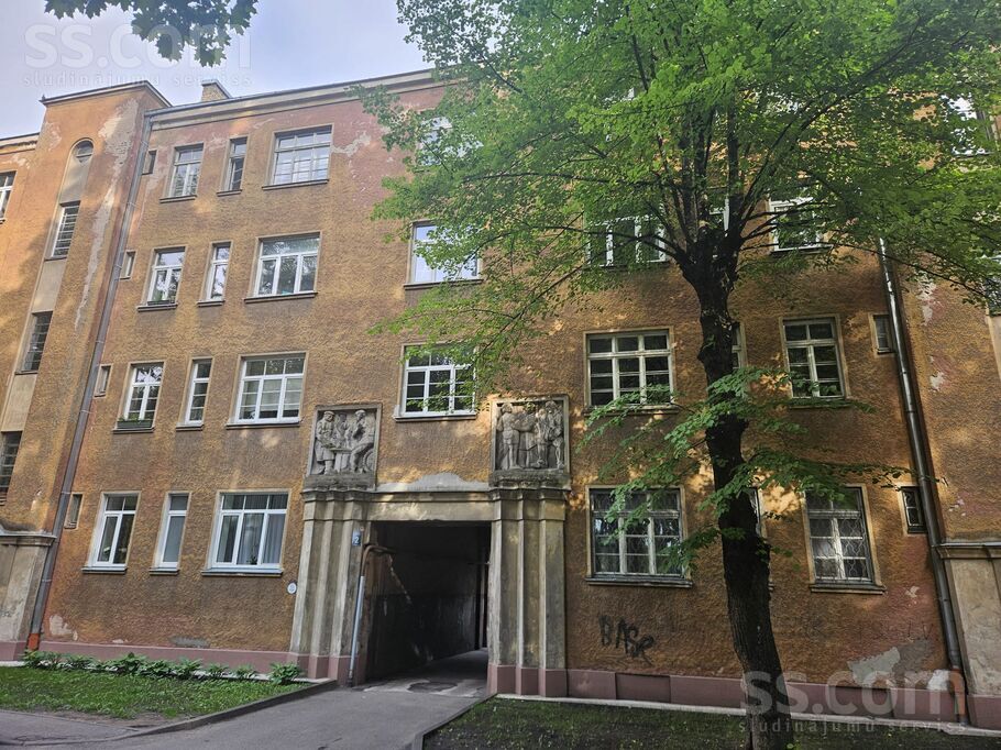 Lomonosova 2, Rīga — dzivoklis