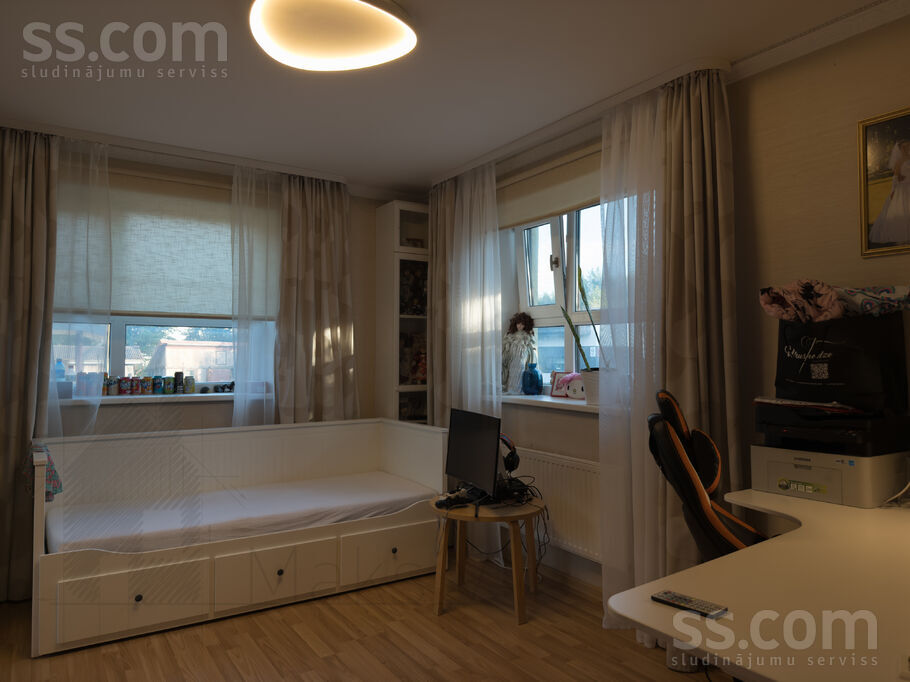 Doles dārzs 50, Dole, Rīgas rajons, Salaspils l. t. — maja