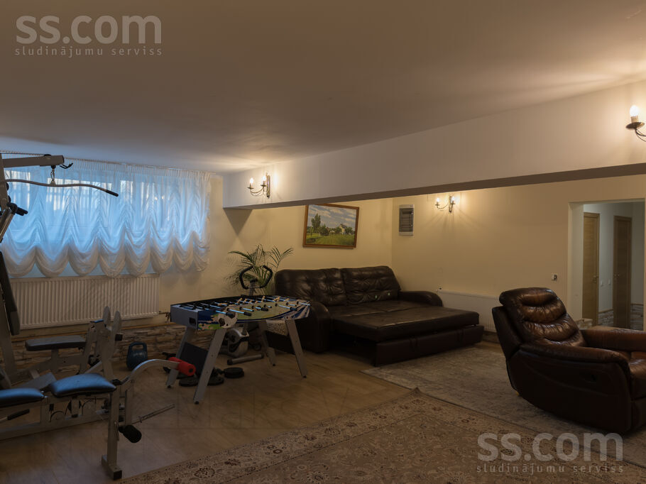 Doles dārzs 50, Dole, Rīgas rajons, Salaspils l. t. — maja