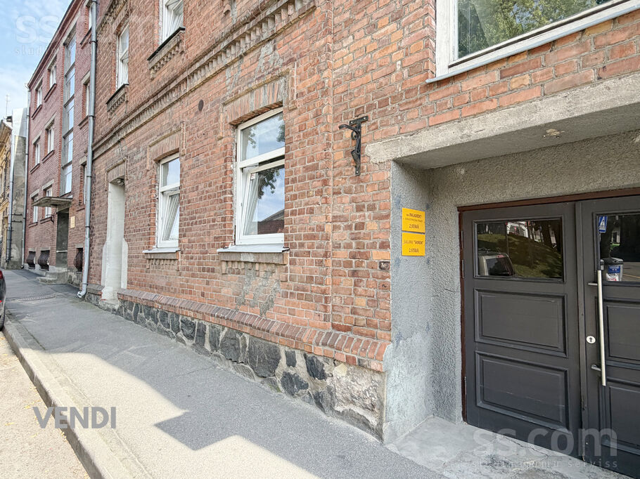Vaļņu iela 11, Cēsis un raj., Cēsis — dzivoklis