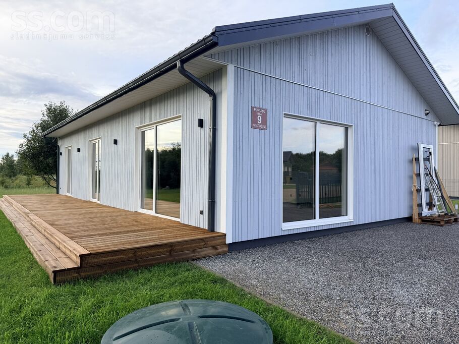 Pupuķu iela 9, Rūķi, Rīgas rajons, Salaspils l. t. — maja
