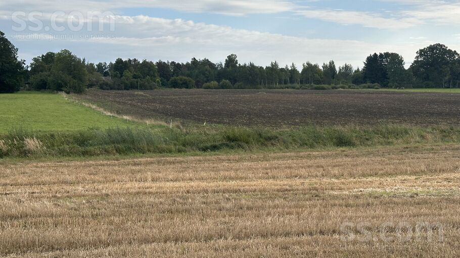 Kalna Rūtuļi, Skulte, Limbaži un raj., Skultes pag. — zeme