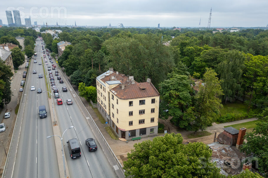 Kalnciema 60, Rīga — maja