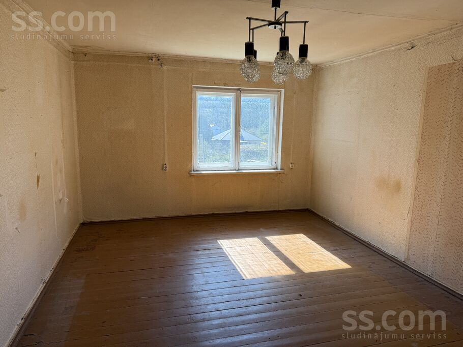 Selgas iela 16, Roja, Talsi un raj., Rojas pag. — dzivoklis