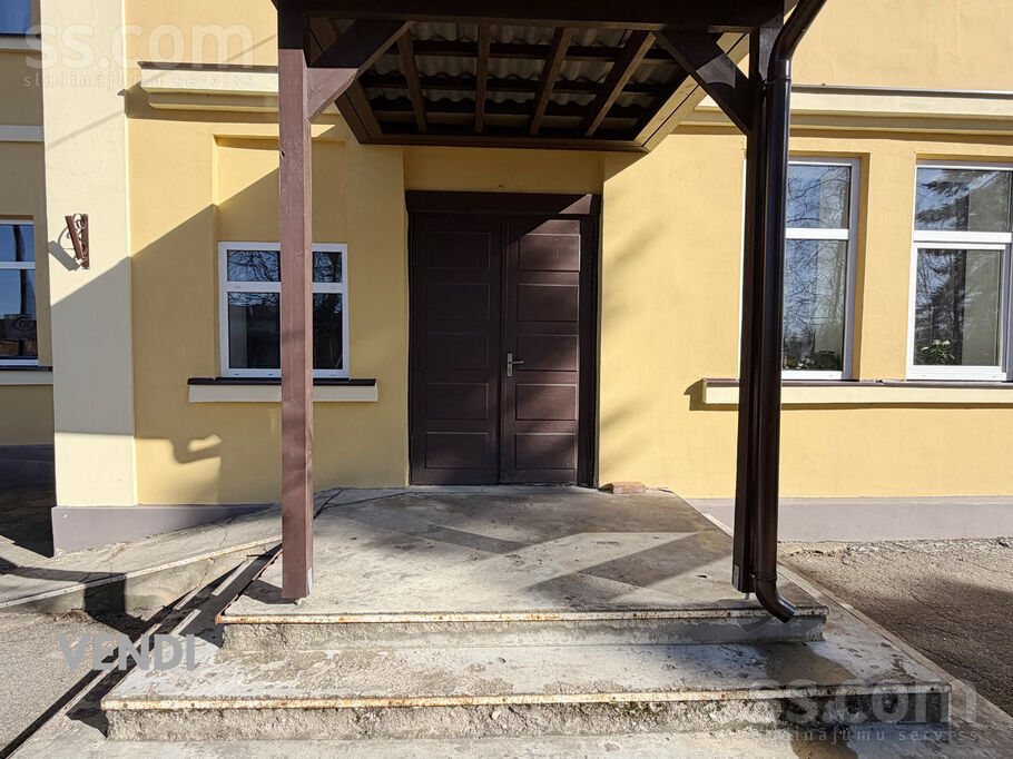 Krasta 44, Limbaži un raj., Salacgrīva — dzivoklis