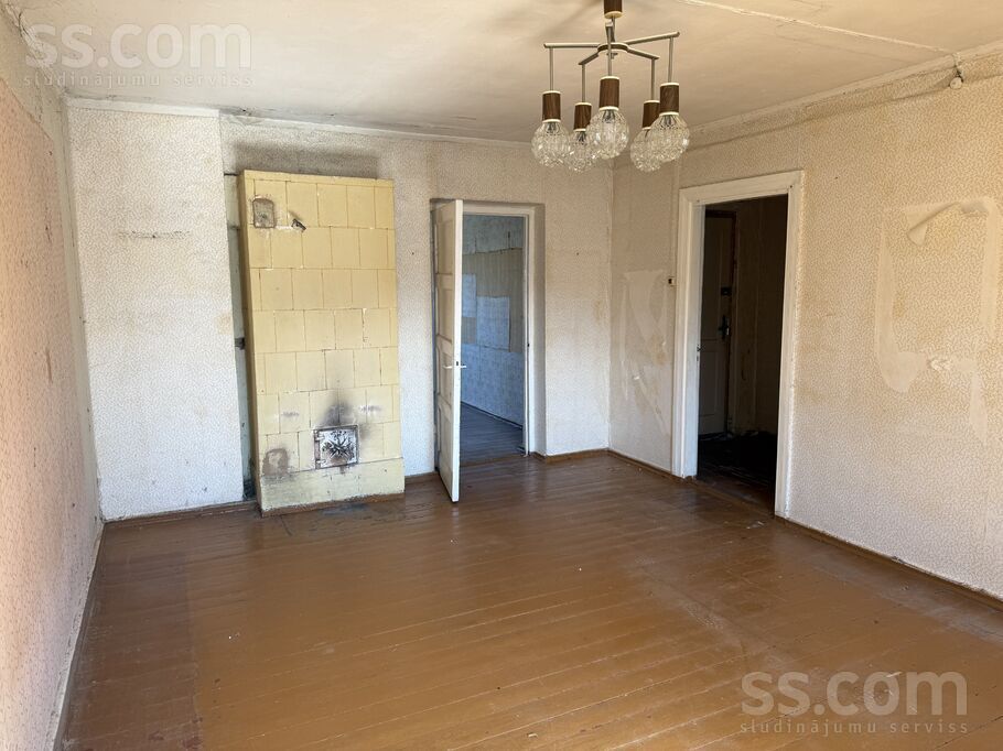 Selgas iela 16, Roja, Talsi un raj., Rojas pag. — dzivoklis