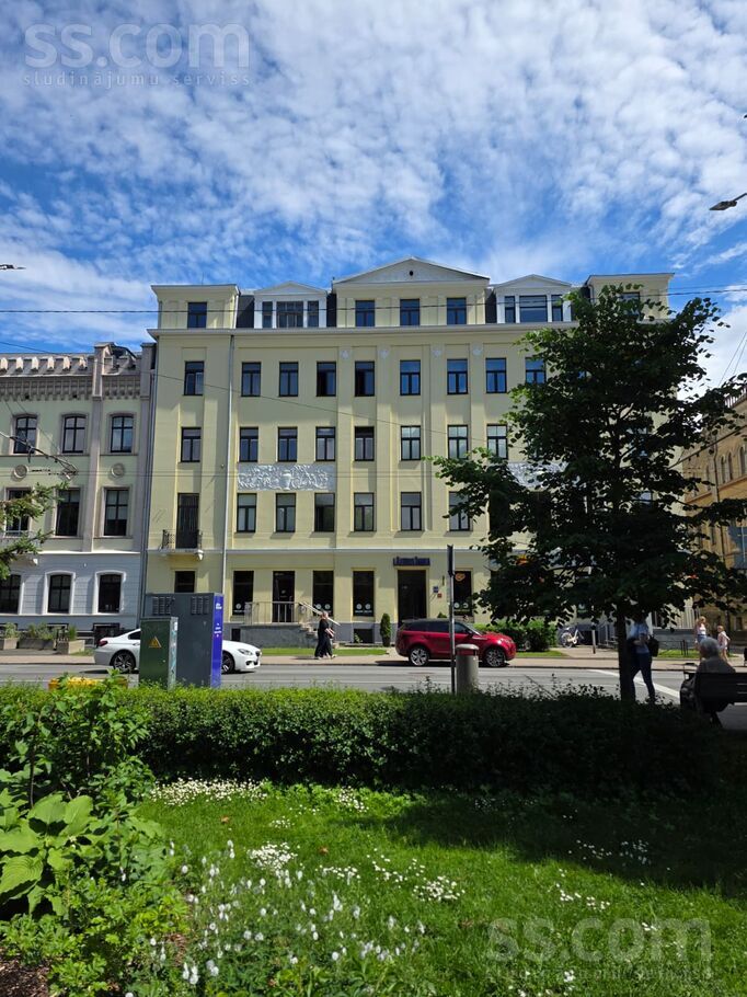 Raiņa bulv. 17, Rīga — dzivoklis