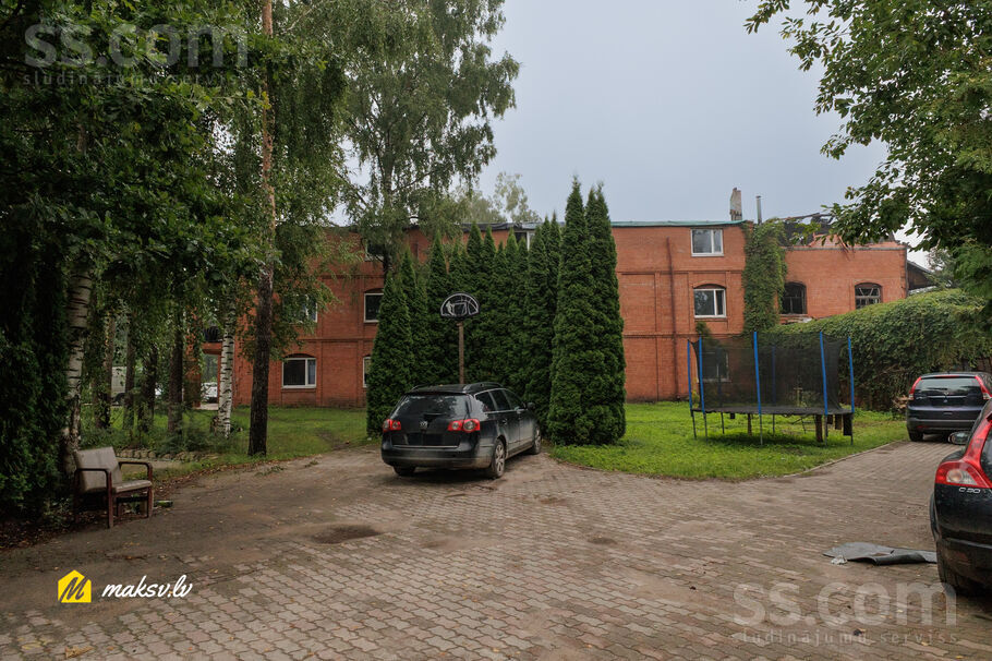 Gramzdas 19a, Rīga, Zolitūde — telpa
