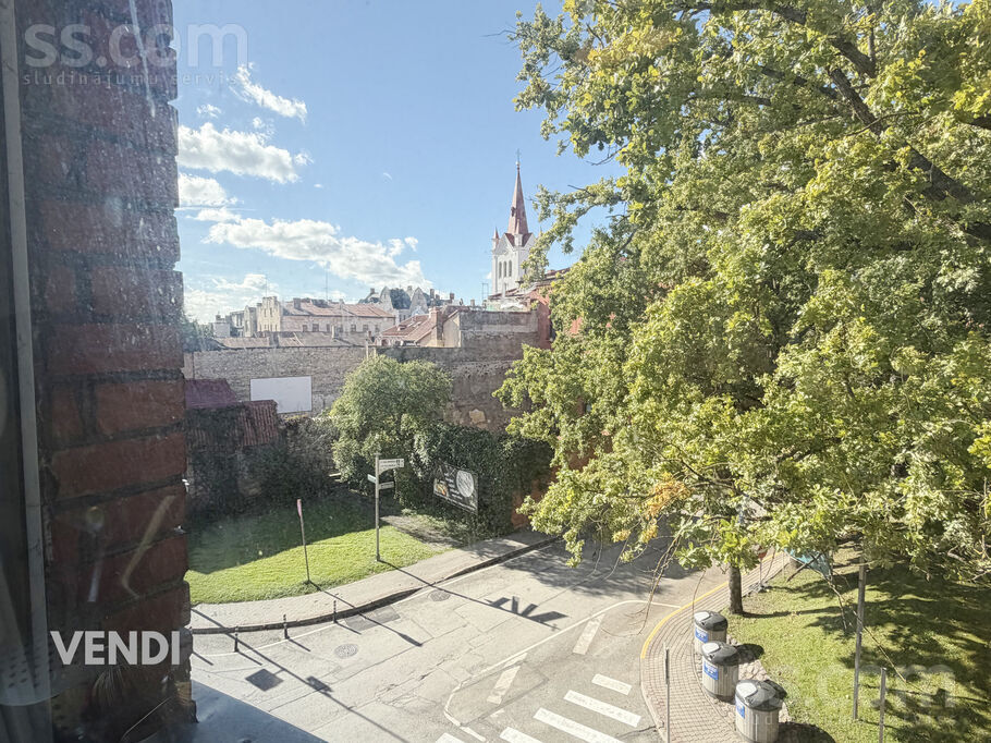 Vaļņu iela 11, Cēsis un raj., Cēsis — dzivoklis