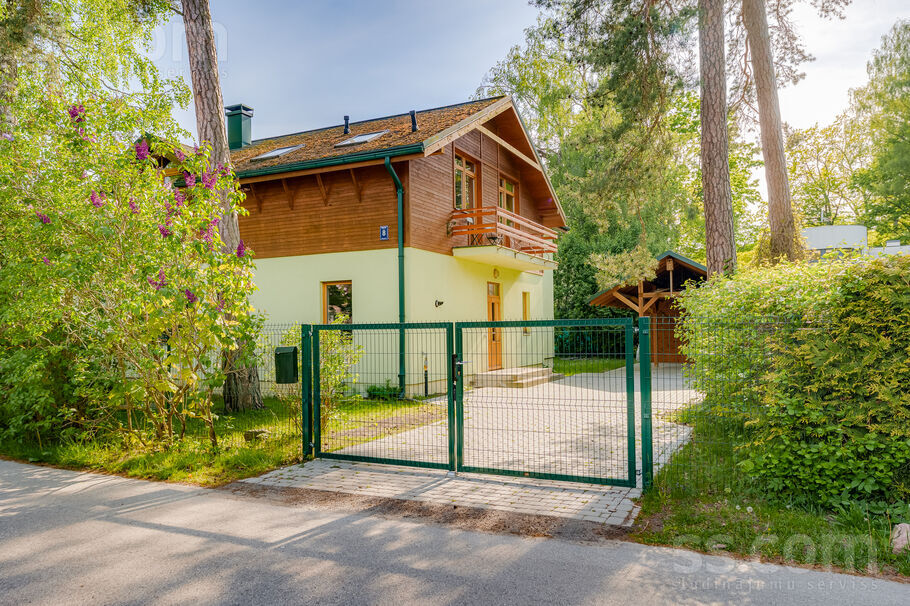 Kļavu iela, Jūrmala — maja