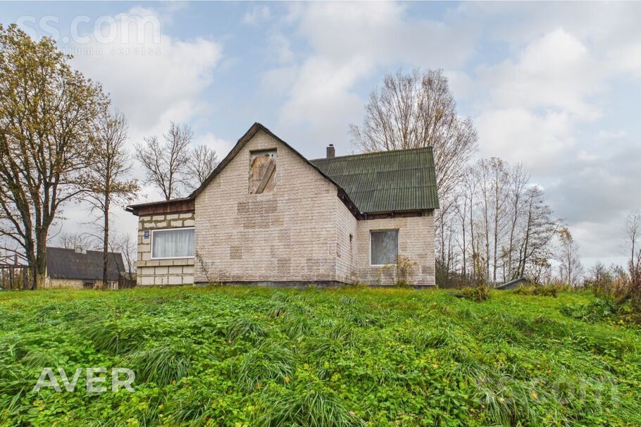 Pļavu iela 12, Gulbene un raj., Gulbene — maja