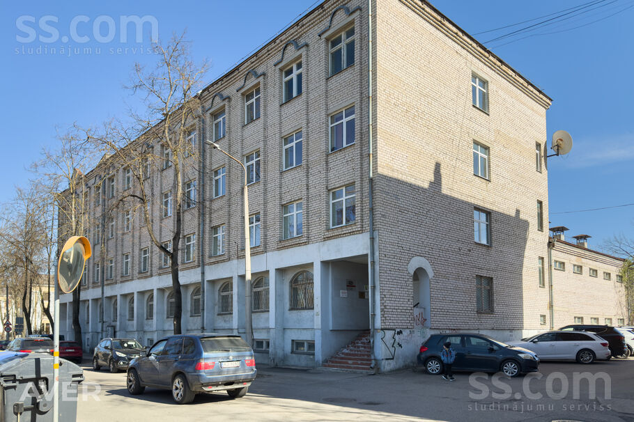 Raiņa iela 28, Daugavpils un raj., Daugavpils — birojs