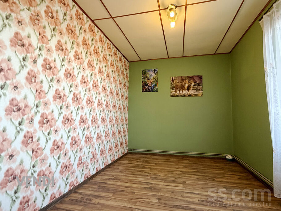 Krasta 44, Limbaži un raj., Salacgrīva — dzivoklis