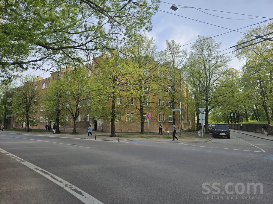 Lomonosova 2, Rīga — dzivoklis