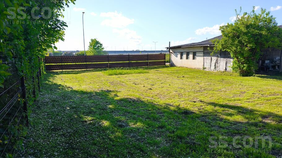 Pļaviņu 30, Jēkabpils un raj., Jēkabpils — maja